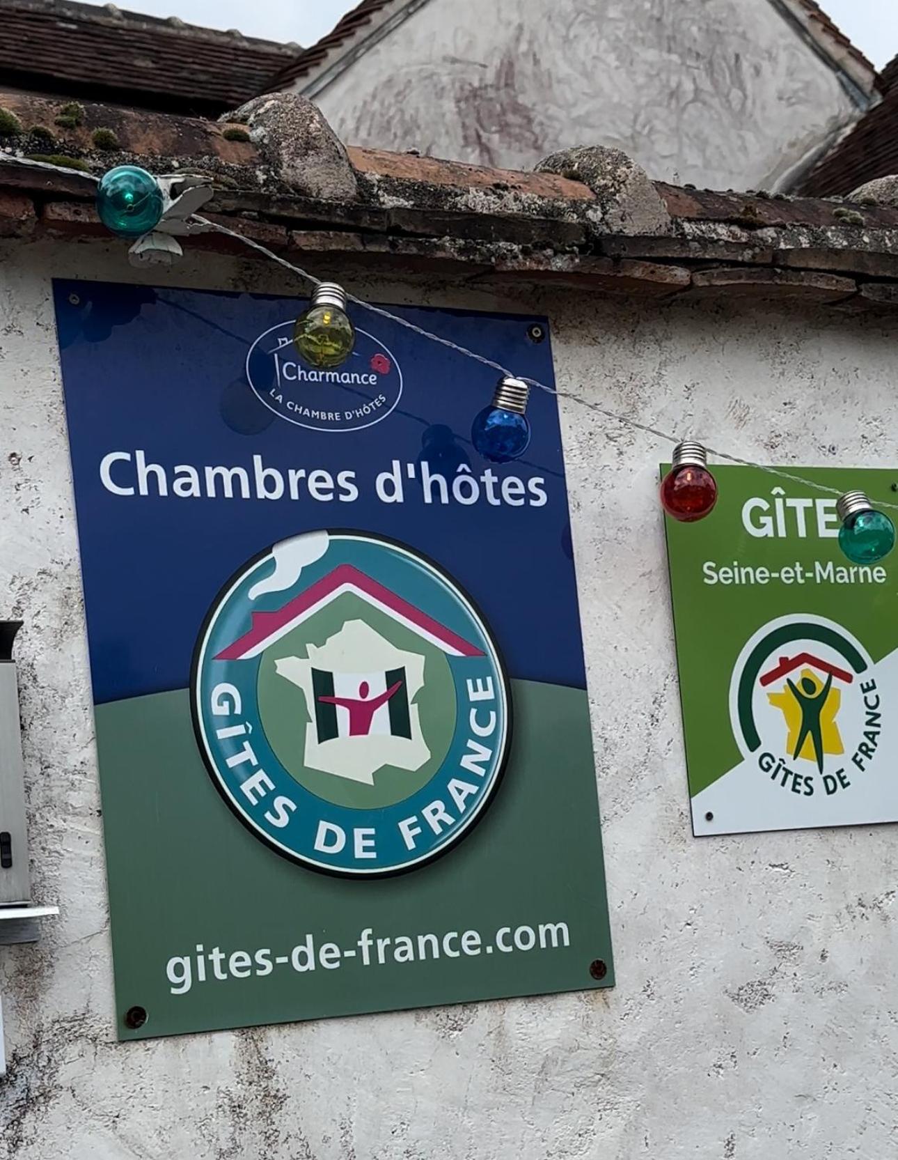 Chambres D'Hotes De La Vallee Javot Féricy Exteriör bild